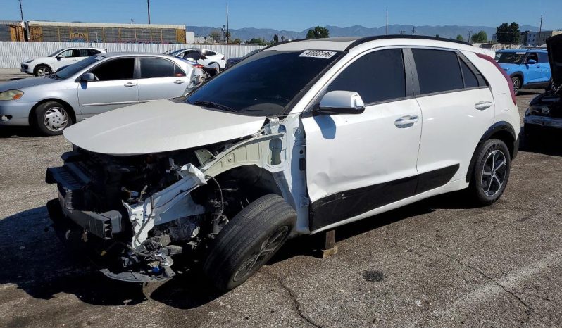 
								Kia Niro full									