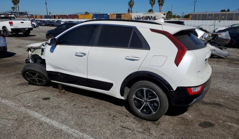 
								Kia Niro full									