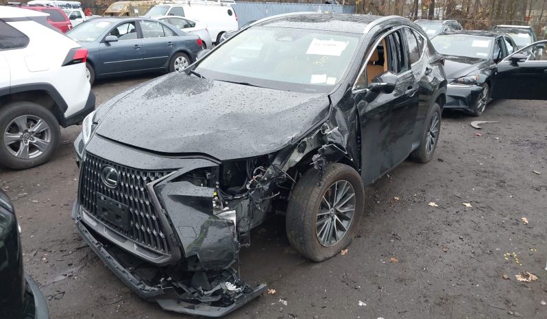 
								Lexus NX 350 full									