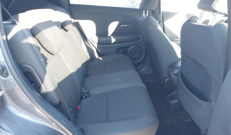 
								Honda HR-V full									