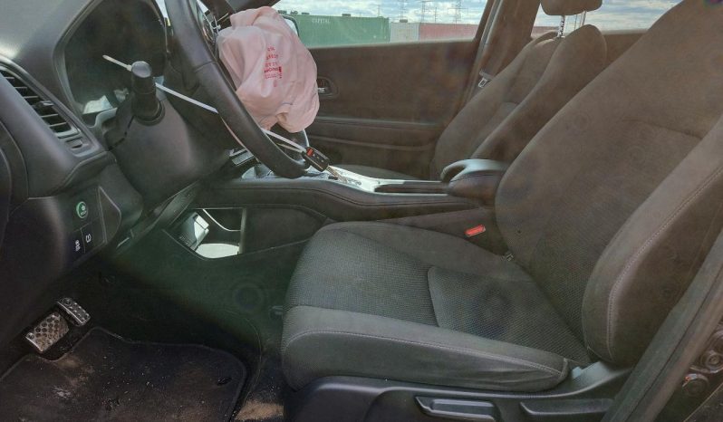 
								Honda HR-V full									