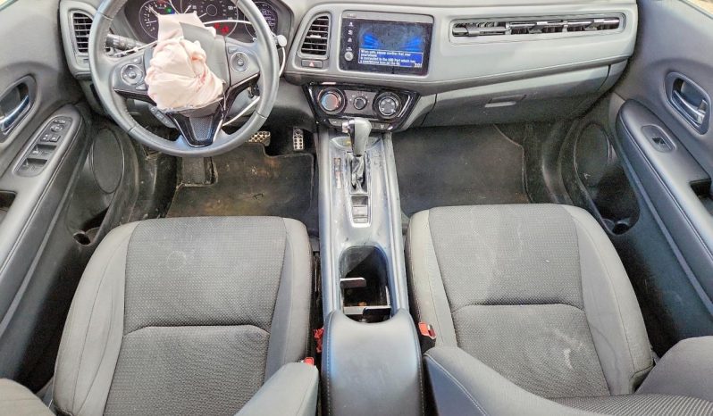 
								Honda HR-V full									
