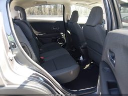 
										Honda HR-V full									