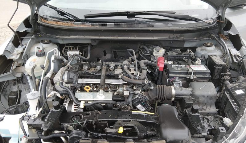 
								Nissan Kicks full									