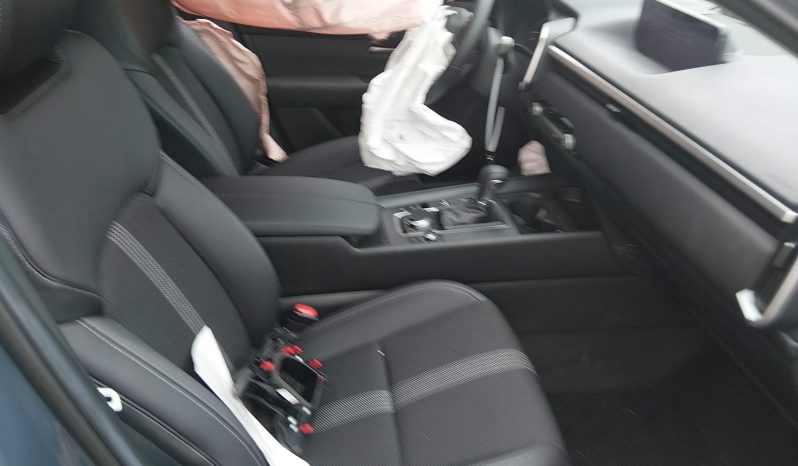 
								Mazda CX-50 full									