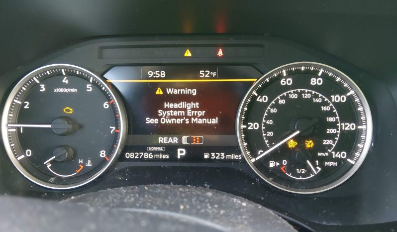 
								Mitsubishi Outlander full									