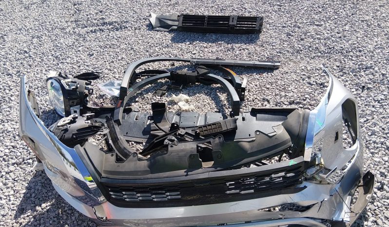 
								Mitsubishi Outlander full									