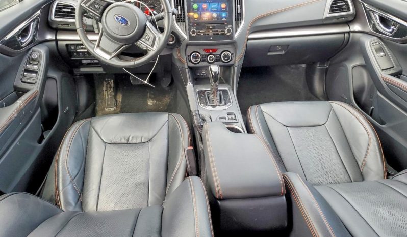 
								Subaru Crosstrek full									