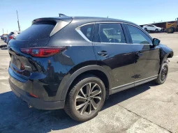 
										Mazda CX-5 full									