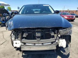
										Mazda CX-5 full									