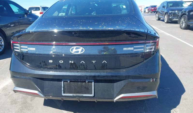 
								Hyundai Sonata full									