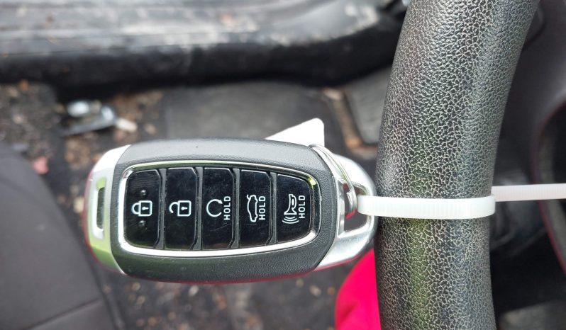 
								Hyundai Elantra full									