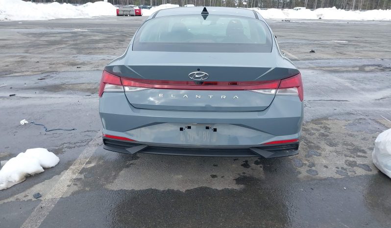 
								Hyundai Elantra full									