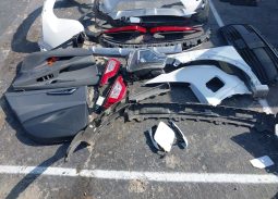 
										Kia Niro full									