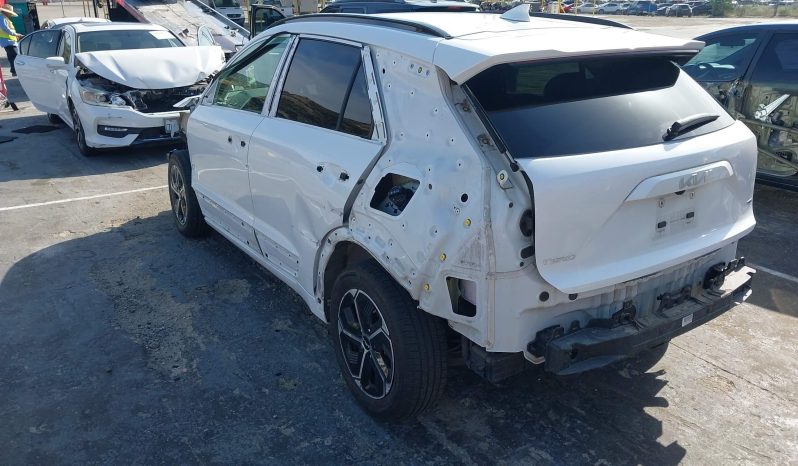 
								Kia Niro full									