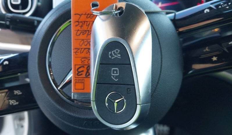 
								Mercedes-Benz C 300 full									