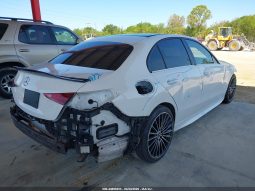 
										Mercedes-Benz C 300 full									