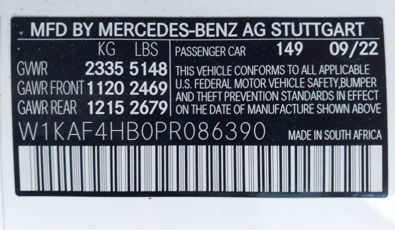 
								Mercedes-Benz C 300 full									