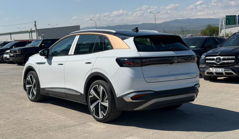 
								VOLKSWAGEN ID4X full									