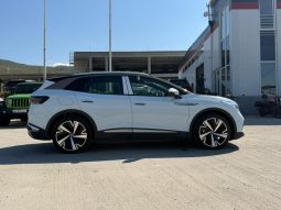 
										VOLKSWAGEN ID4X full									