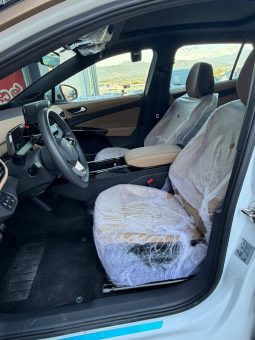 
										VOLKSWAGEN ID4X full									