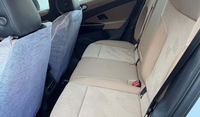
								VOLKSWAGEN ID4X full									