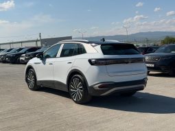 
										VW ID4X full									