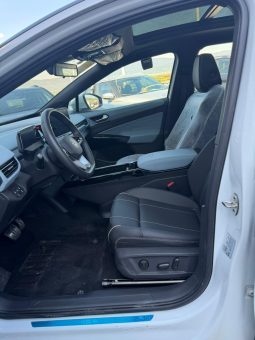 
										VW ID4X full									