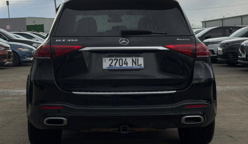 
								Mercedes-Benz GLE-Class full									