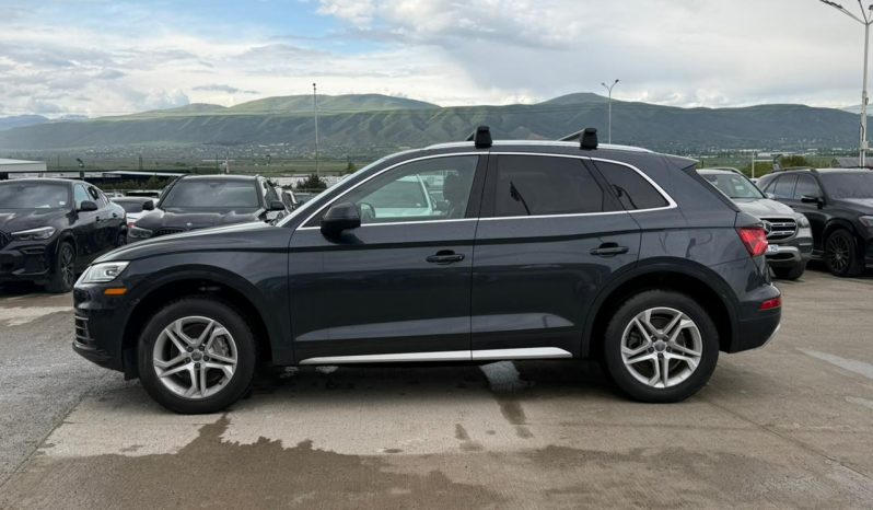 
								2019 Audi Q5, 45 Premium full									