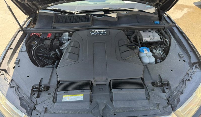 
								Audi Q7 full									