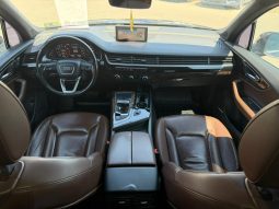 
										Audi Q7 full									