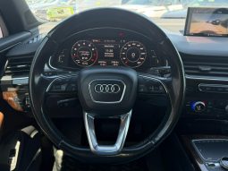 
										Audi Q7 full									