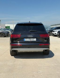 
										Audi Q7 full									