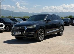 
										Audi Q7 full									