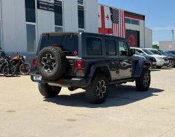 
										2021 JEEP Wrangler full									