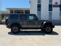 
										2021 JEEP Wrangler full									