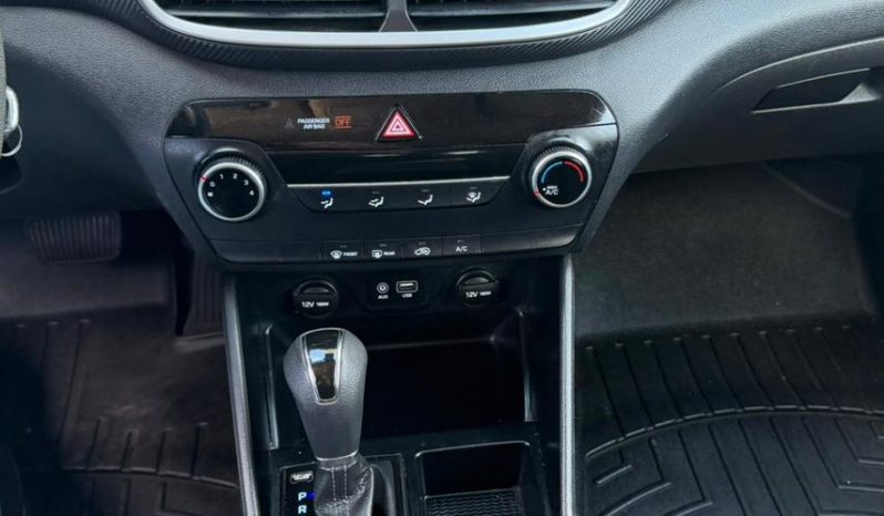 
								HYUNDAI Tucson 2019 full									
