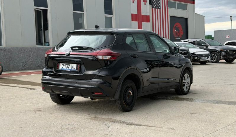 
								2024 Nissan Kicks full									