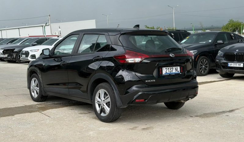 
								2024 Nissan Kicks full									