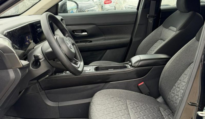 
								2025 Nissan Kicks, Sv Intelligent Awd full									
