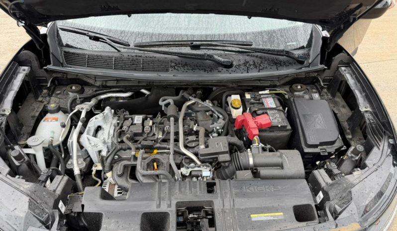 
								2025 Nissan Kicks, Sv Intelligent Awd full									