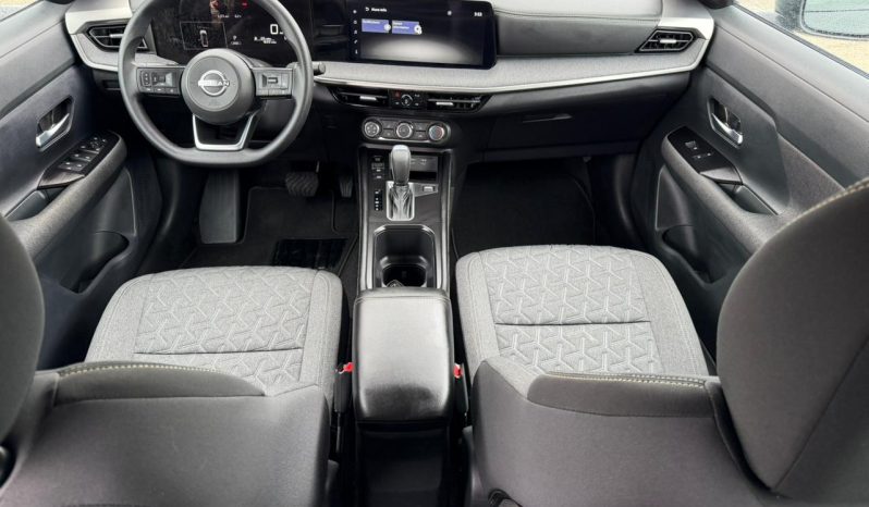 
								2025 Nissan Kicks, Sv Intelligent Awd full									