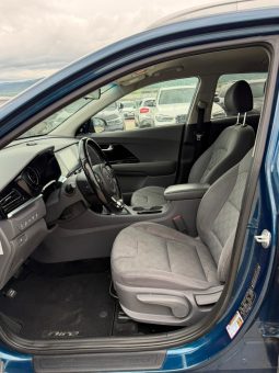 
										2020 KIA Niro full									