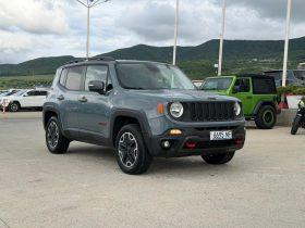 2016 Jeep Renegade, Trailhawk