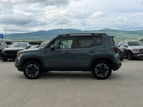 2016 Jeep Renegade, Trailhawk