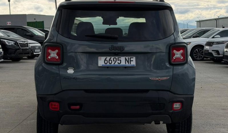 
								2016 Jeep Renegade, Trailhawk full									