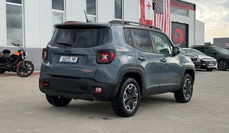 
								2016 Jeep Renegade, Trailhawk full									