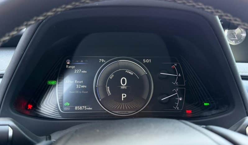 
								2020 Lexus UX 250H full									