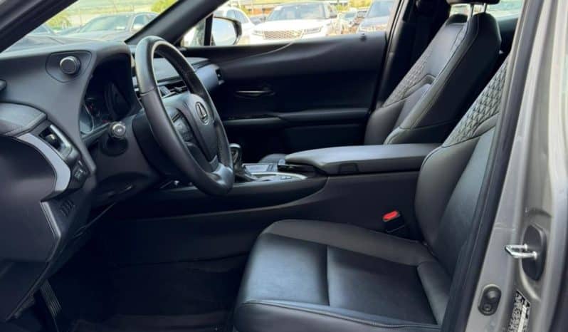 
								2020 Lexus UX 250H full									